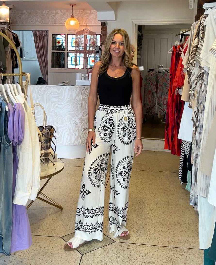 Cream & Black Print Wide Leg Trousers