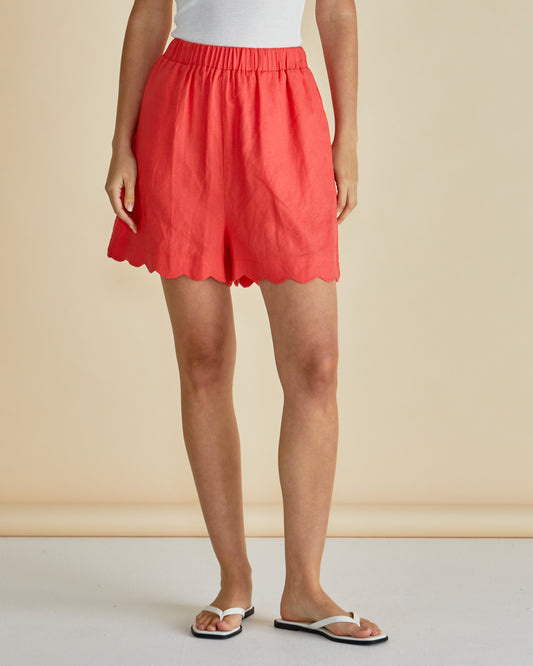 Betty Basics Serephina Short Red