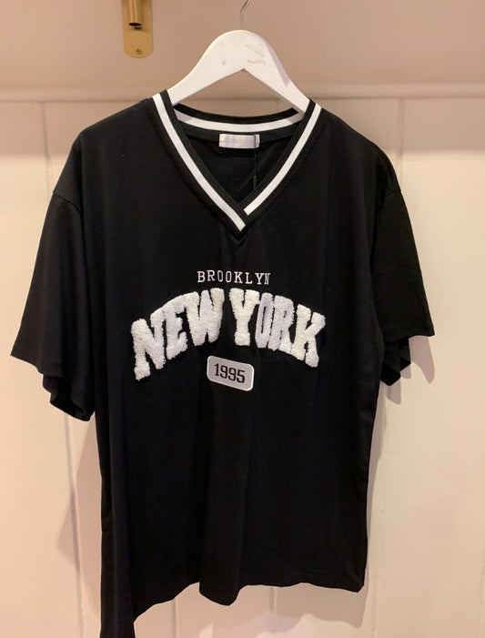 Black & White New York T- Shirt