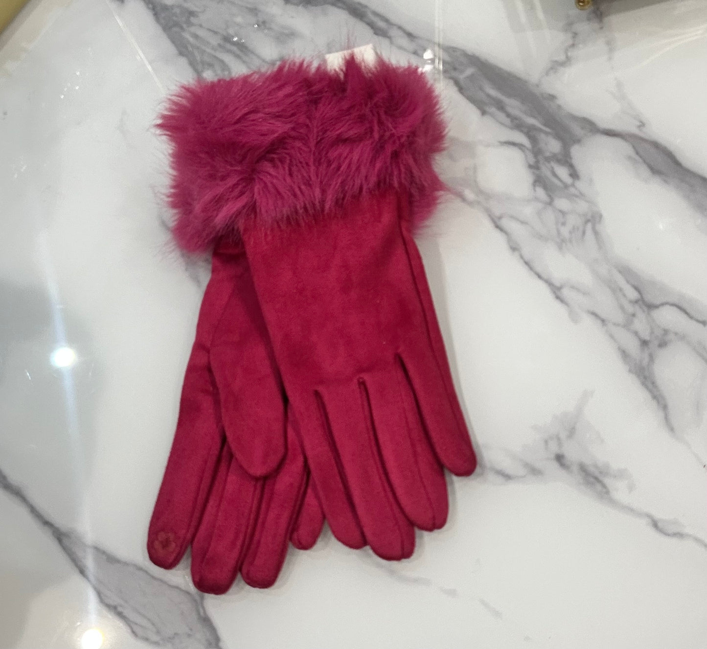 Malissa J Faux Suede Pink Gloves